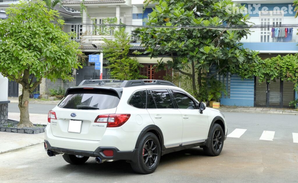 SOI CHI TIẾT SUBARU OUTBACK 2.5L 2017 CÙNG CẤU HÌNH ĐỘ ĐÁNG GIÁ. DSF1596 min